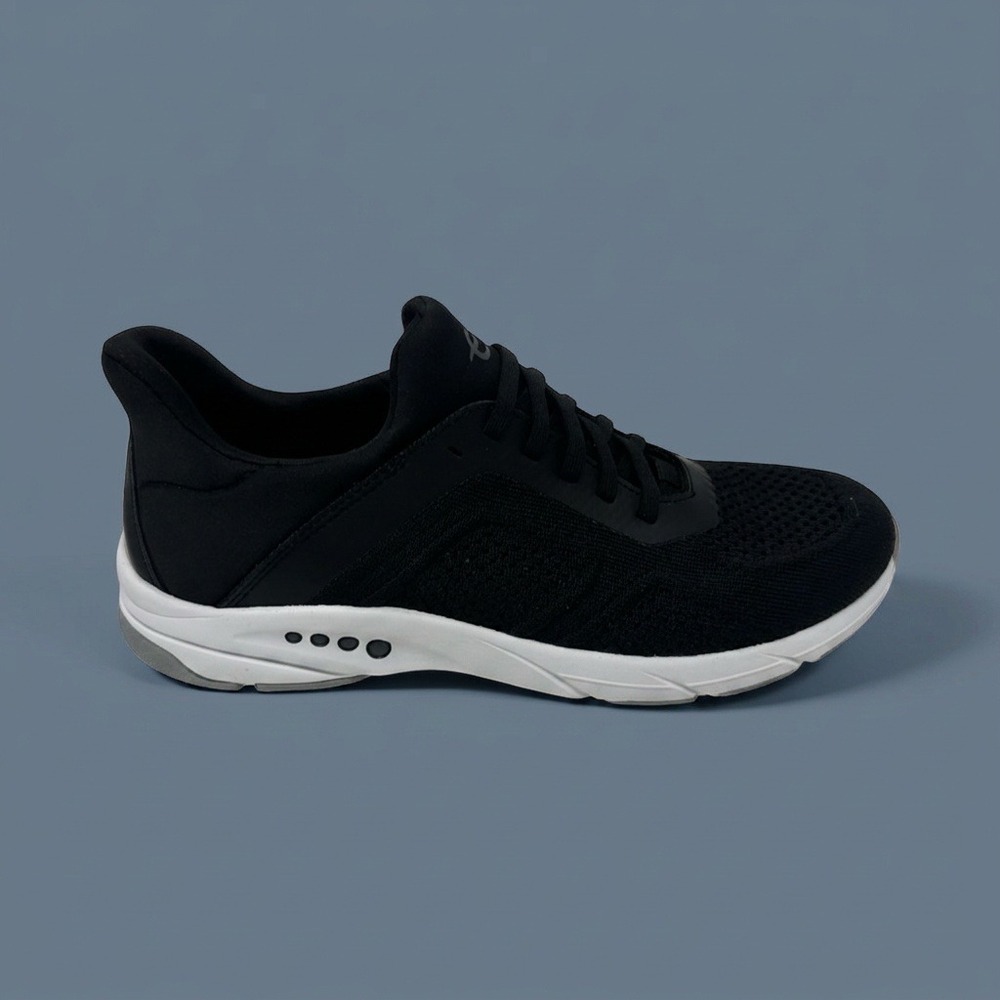 Easy Spirit Adira SoEasy Sneakers Black Knit Slip On Womens Size 9.5 M NIB